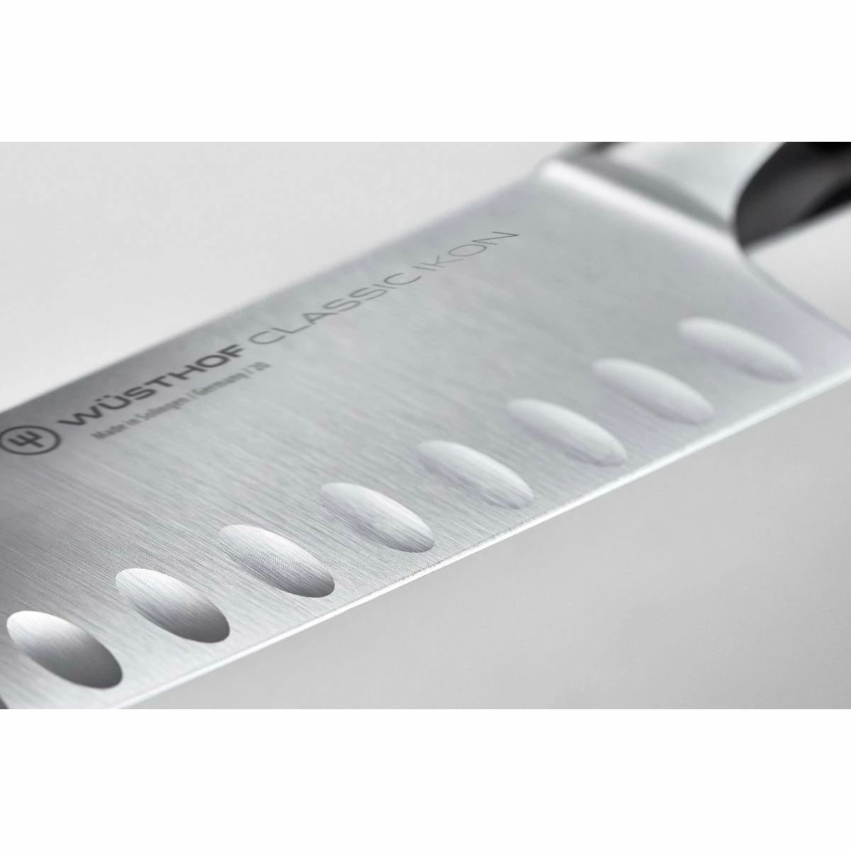 Wusthof Cutlery Wusthof Classic Ikon 9" Carving Knife | Hollow Edge 4 Wusthof Cutlery Wusthof Classic Ikon 9" Carving Knife | Hollow Edge - Image 2