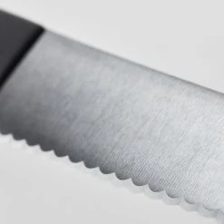 Wusthof Cutlery Wusthof Gourmet 3-Piece Starter Knife Set -Knife Sets outlet store gourmet scalloped edge detail 1